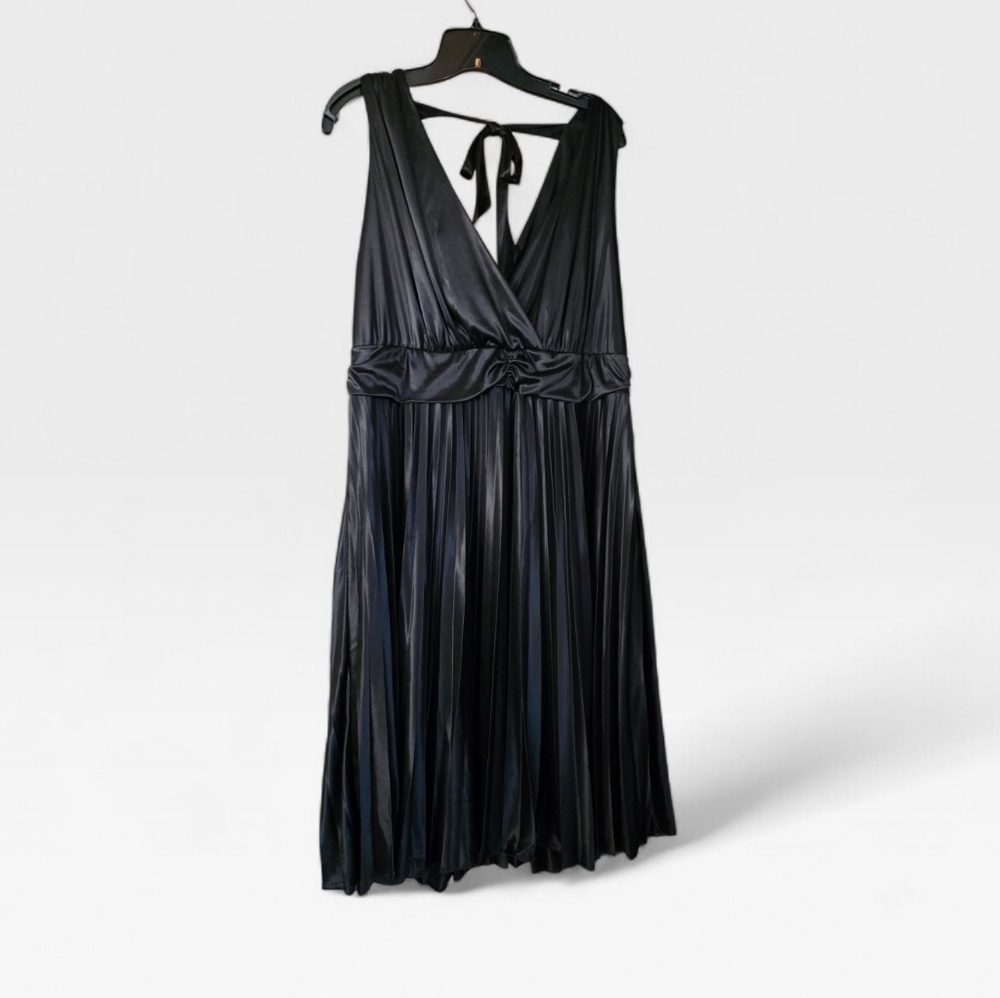Black Pleated V-Neck Midi Dress with Tie-Back